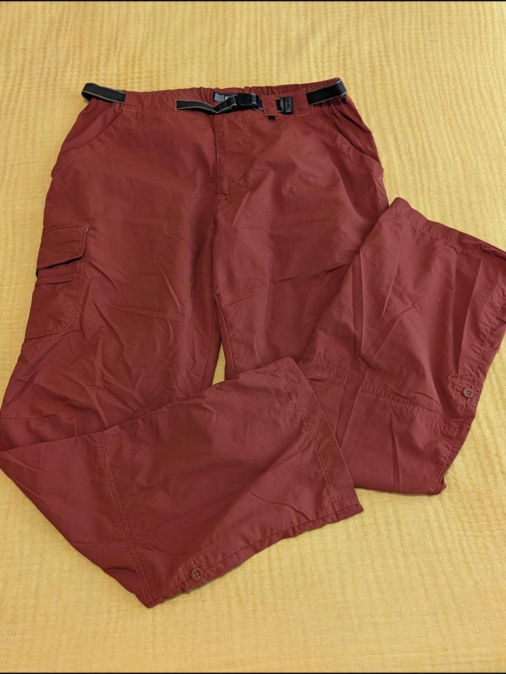 Like New REI Women's Hiking Pants Brick Red with Buttons For Capri Conversion 6